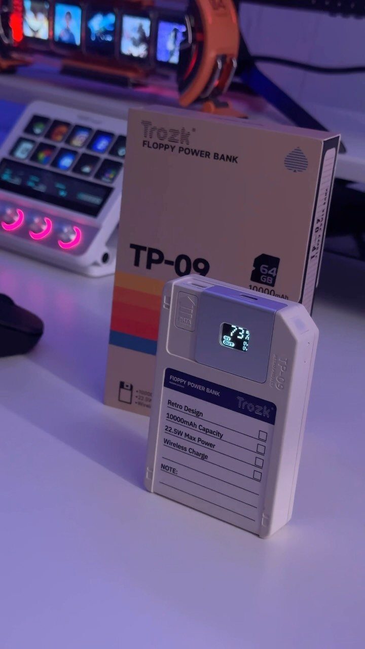 Floppy disk shaped portable power bank with digital display and its packaging box.